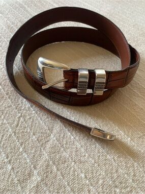 Jos. A Bank Alligator Embossed Leather Belt